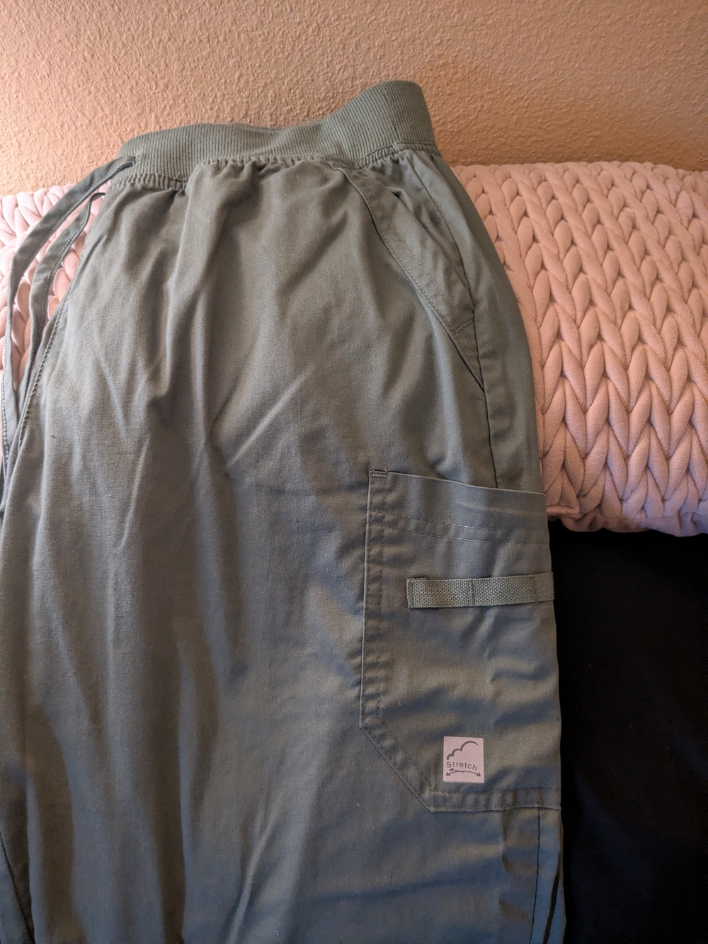 Butter-Soft Green Scrub Bottoms Size M P